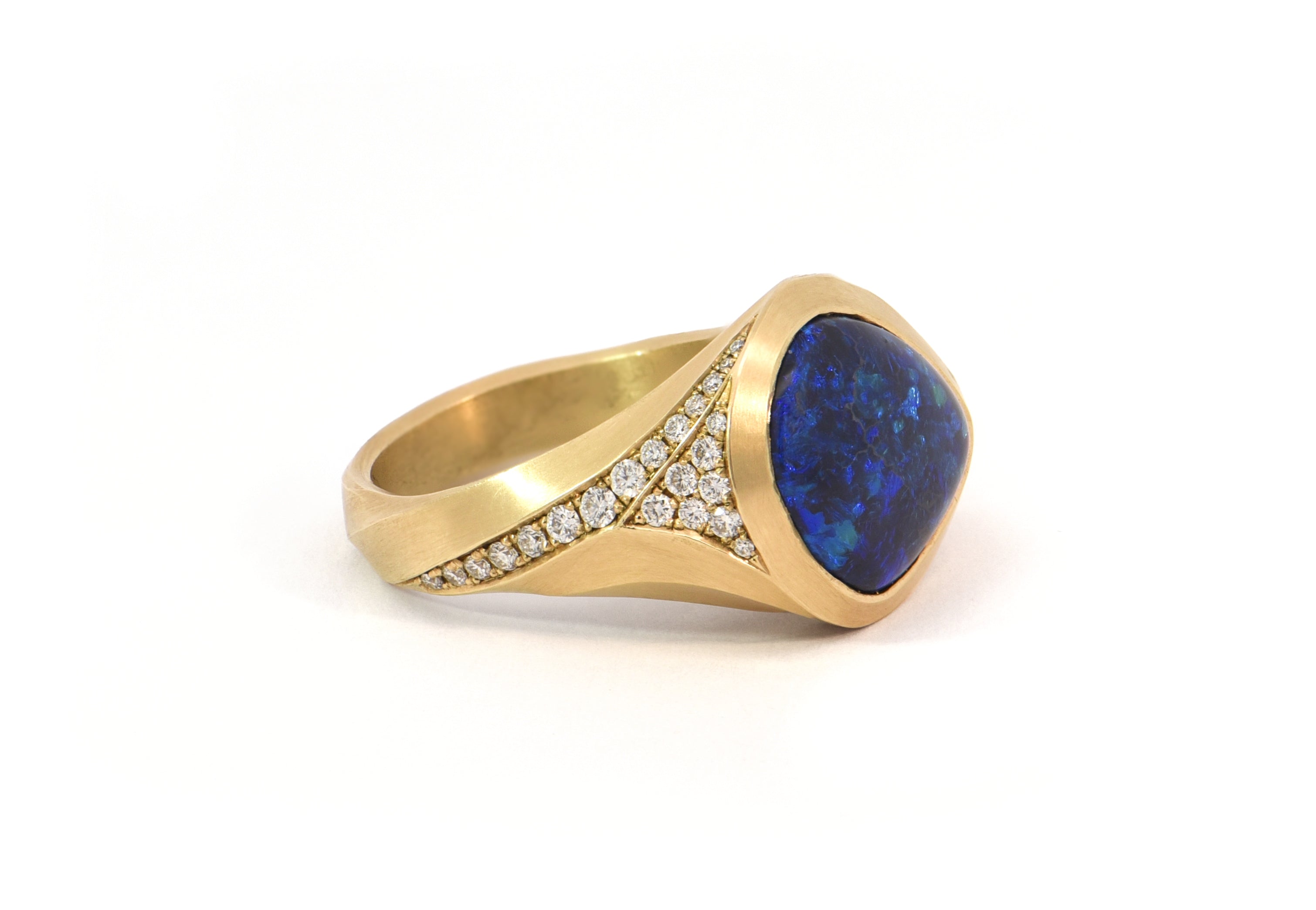 18ct Yellow Gold Lightning Ridge Opal Diamond Arris Ring