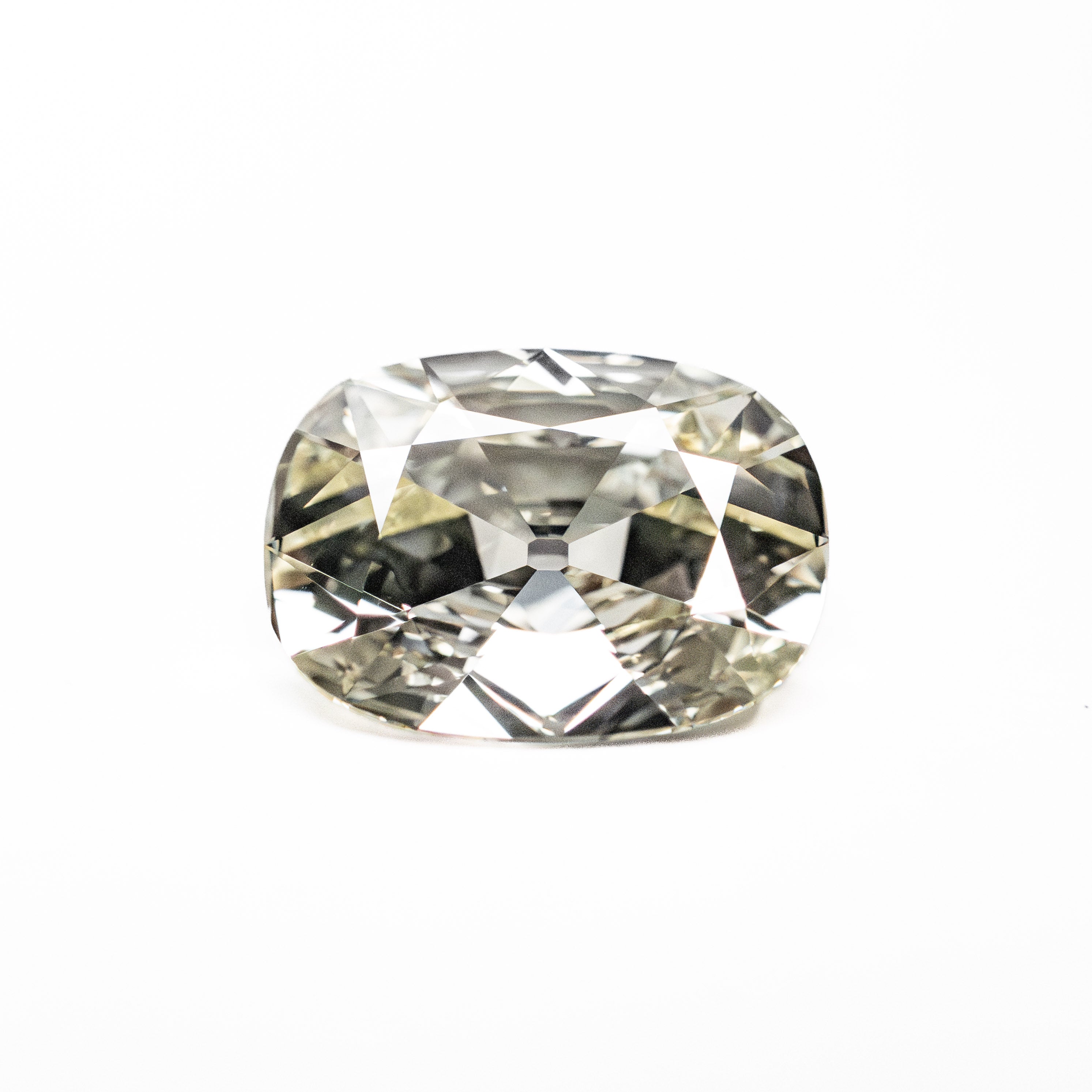 SOLD D14678 Sept 2/2025 1.02ct 8.50x6.25x2.71mm VVS2 Q-R Modern Antique Old Mine Cut 26750-02