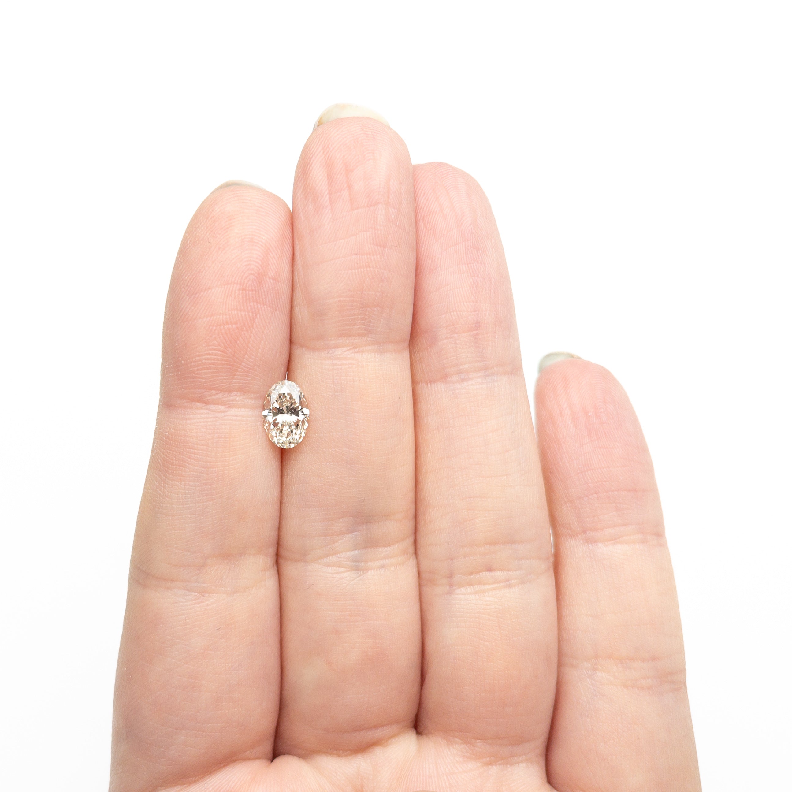 1.00ct 8.08x5.54x3.48mm SI1 N Oval Brilliant 27376-03