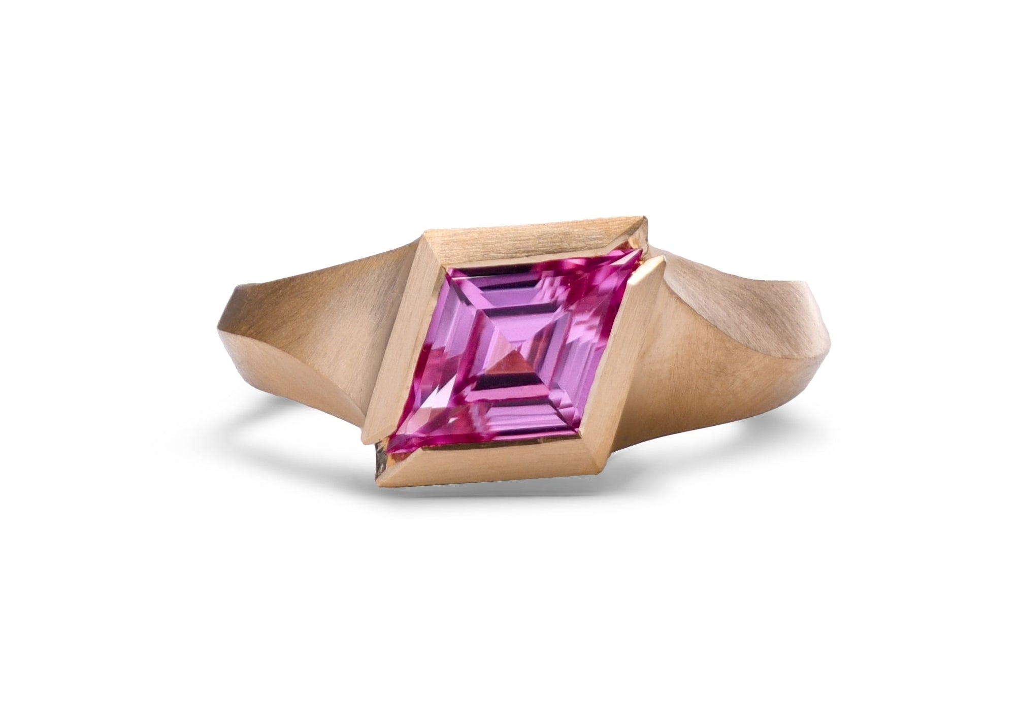 18ct Rose Gold Pink Sapphire Kite Aegis Ring