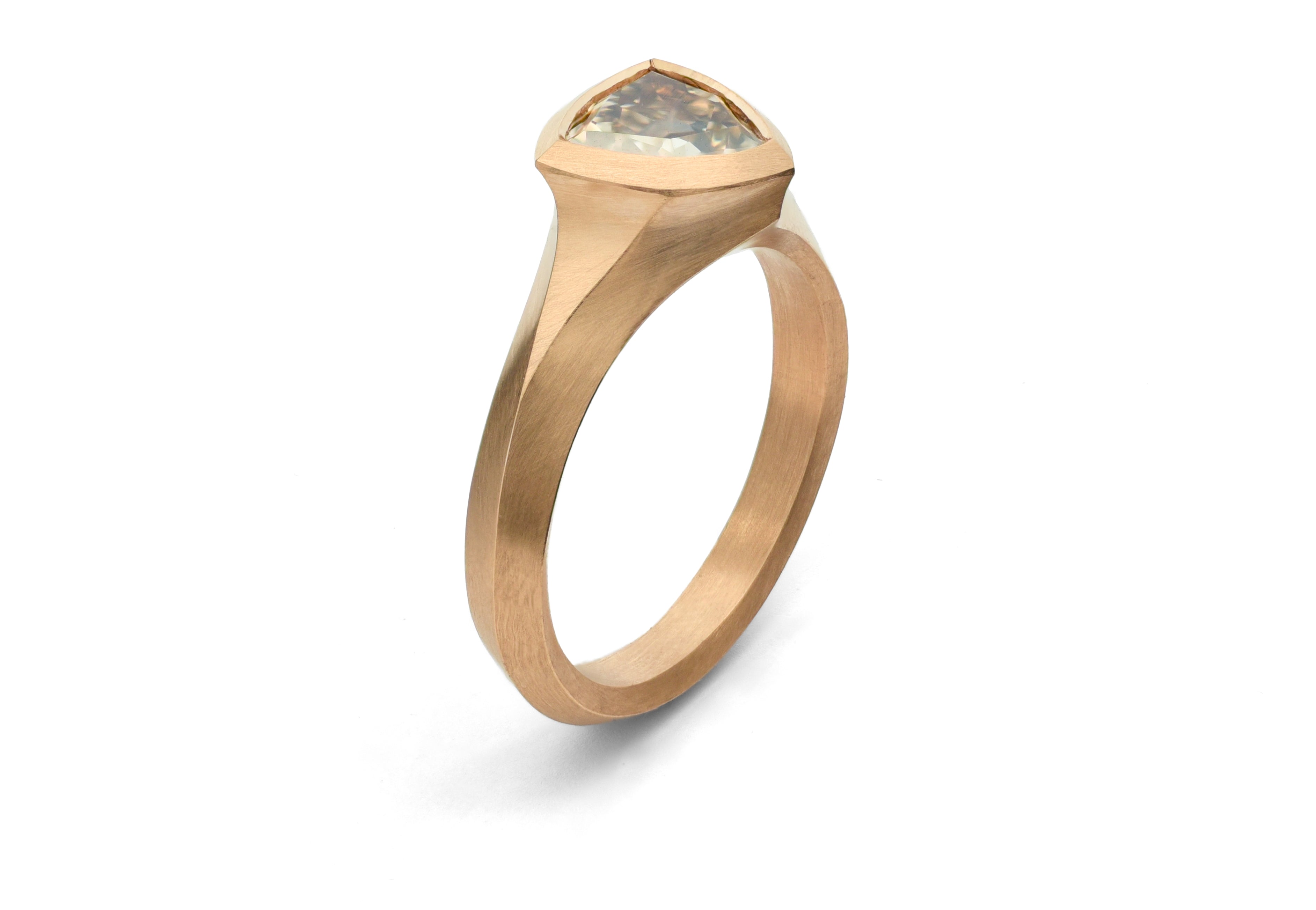 18ct Rose Gold Curved Trillian Cognac Diamond Arris Ring