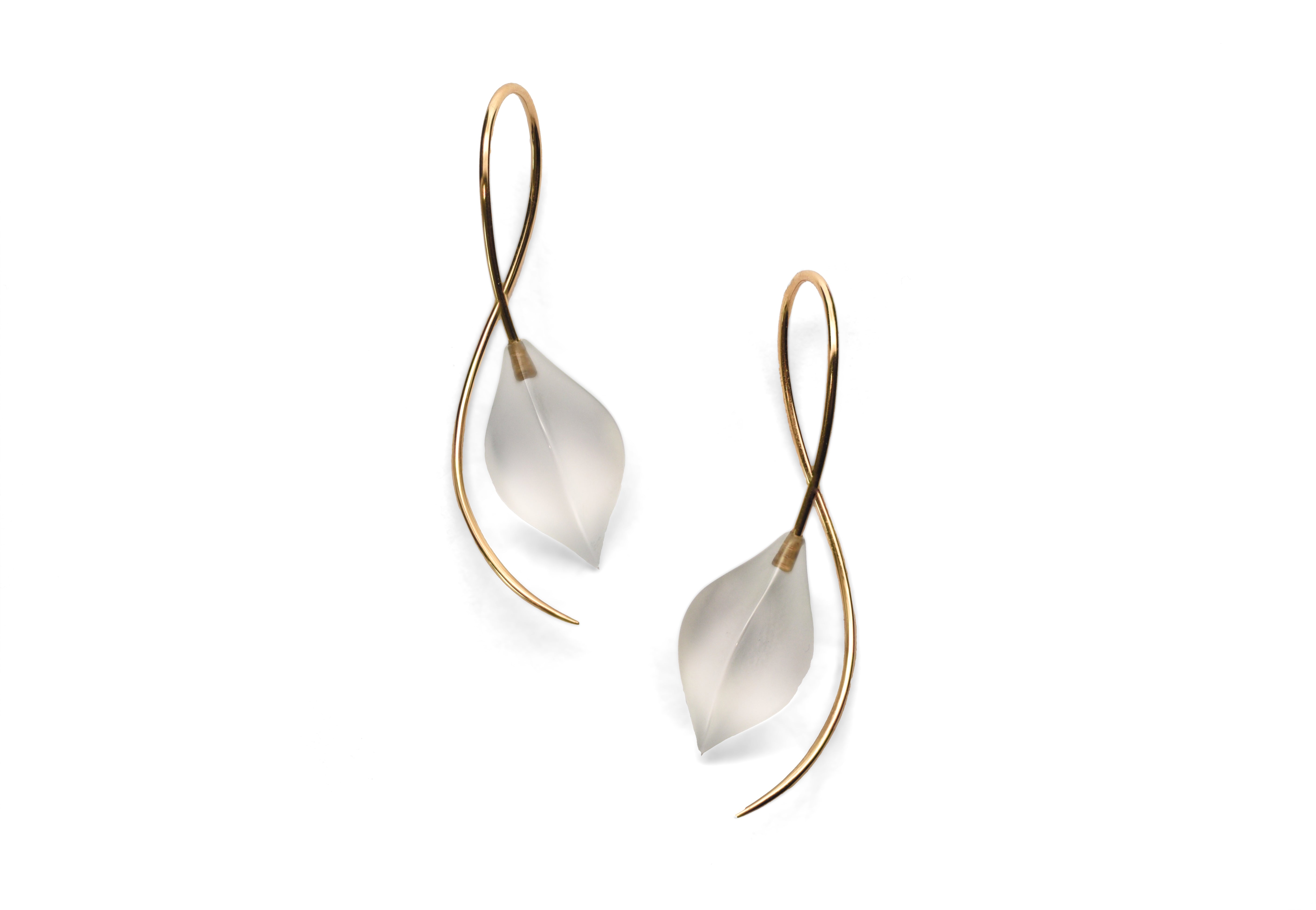 18ct Yellow Gold Carved Frosted Quartz Drop Earrings