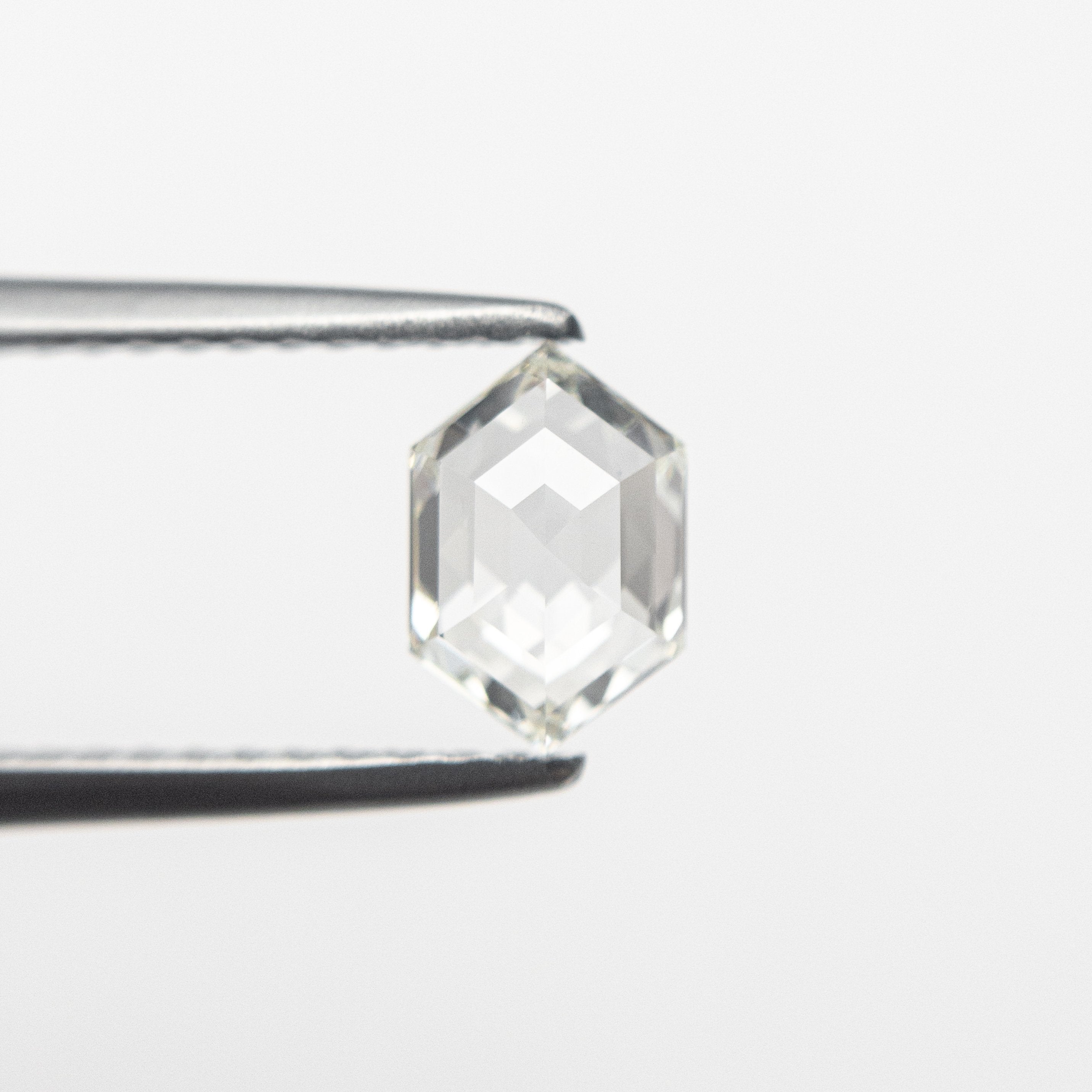 0.70ct 6.94x4.65x2.69mm VVS2 I Hexagon Step Cut 19386-08 🇨🇦-McCaul